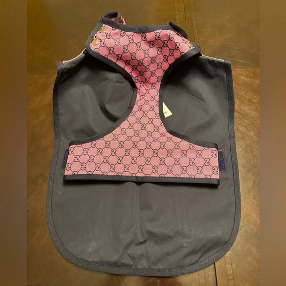 New Authentic Gucci Pink GG Logo Dog Trench Coat - Picture 7 of 16